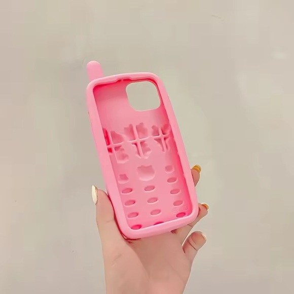 Sanrio Hotline phone case 📲 - Picture 12 of 14